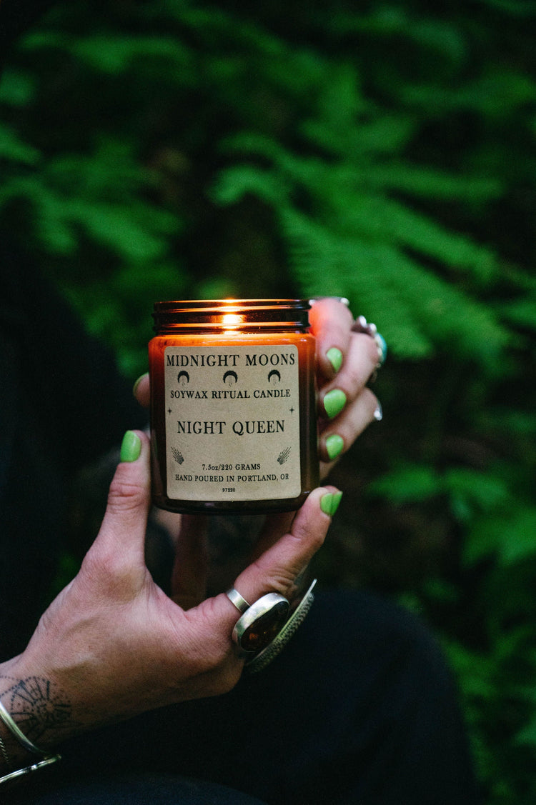 NIGHT QUEEN SOY CANDLE