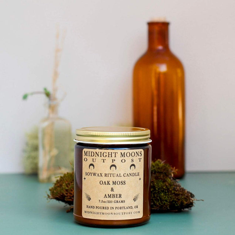 Oakmoss & Amber Soy Candle