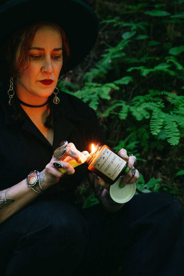 NIGHT QUEEN SOY CANDLE