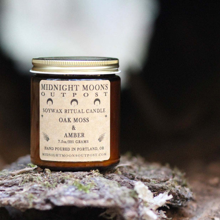 Oakmoss & Amber Soy Candle