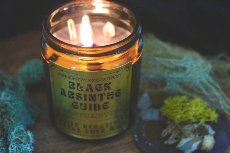 Black Absinthe Guide soy candle